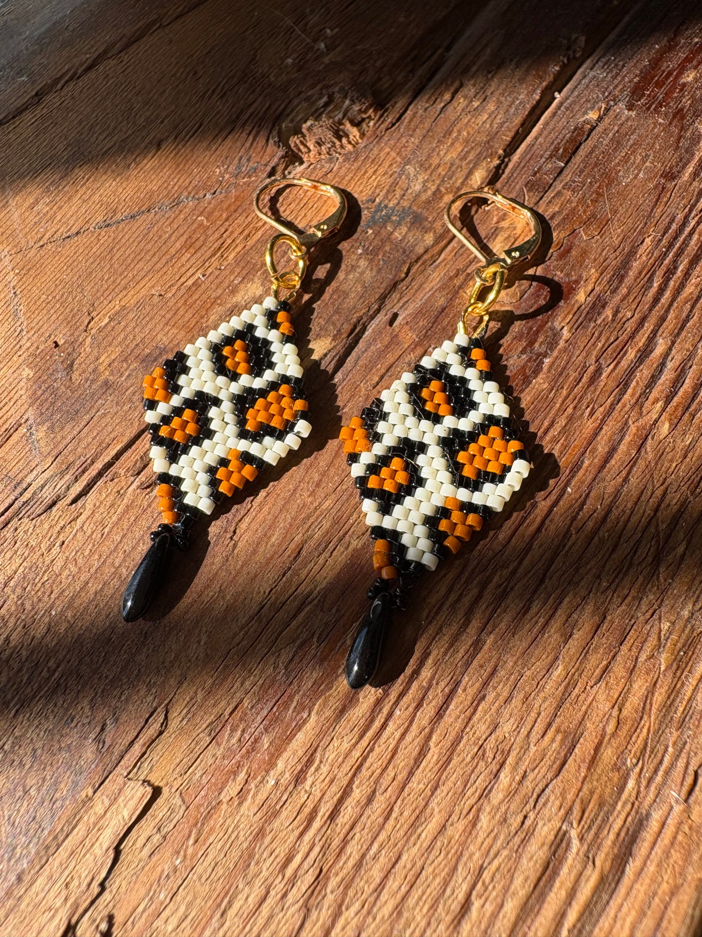Boucles d'oreilles guépard